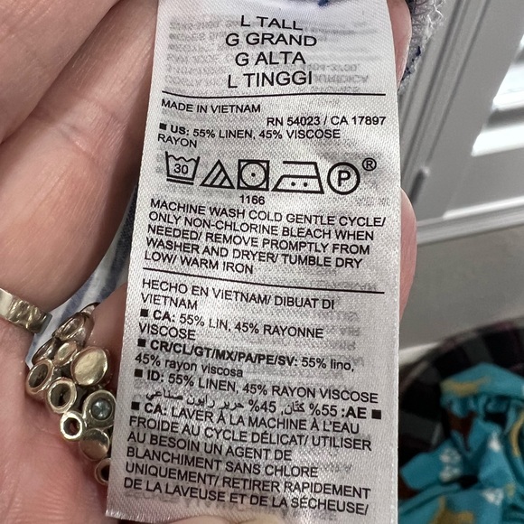 OLD NAVY Long-Sleeve Striped Linen-Blend Midi Shirt Dress With Pockets - Picture 14 of 16